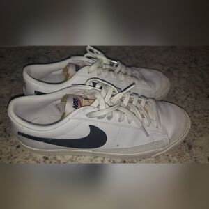 Nike Blazer Low 77